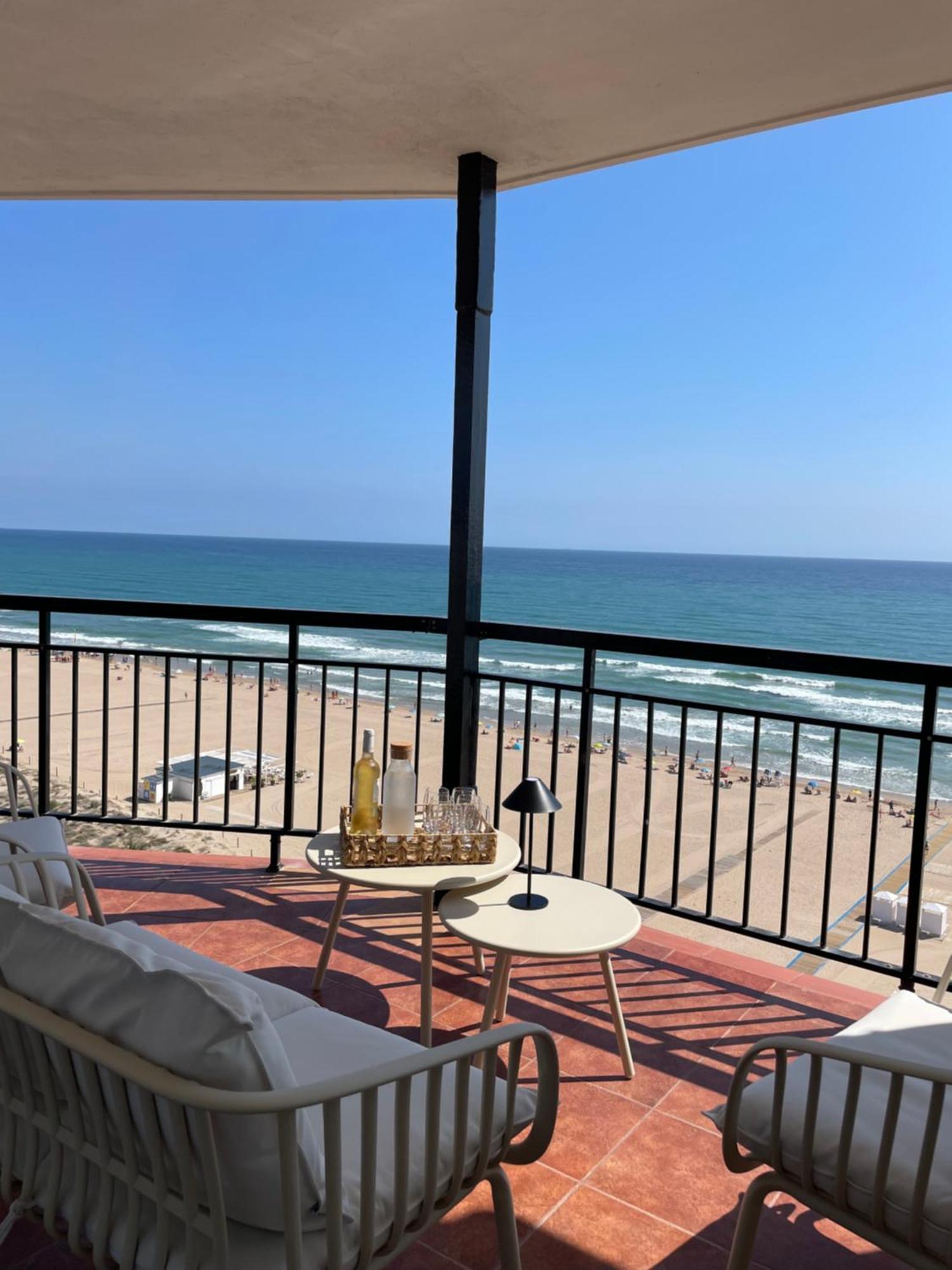 Gandia Boutique Stays - Presidente - Apartamento Premium En Primera Linea De Playa Eksteriør billede